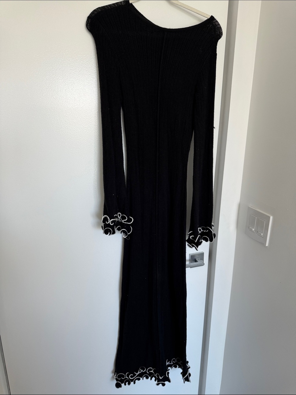 Commense Black Long Sleeve Knit Maxi Dress with Contrast Trim